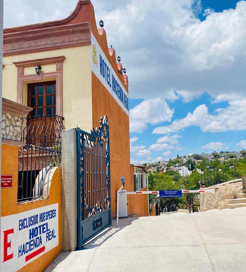 Hotel Hacienda Real 贝纳尔 外观 照片