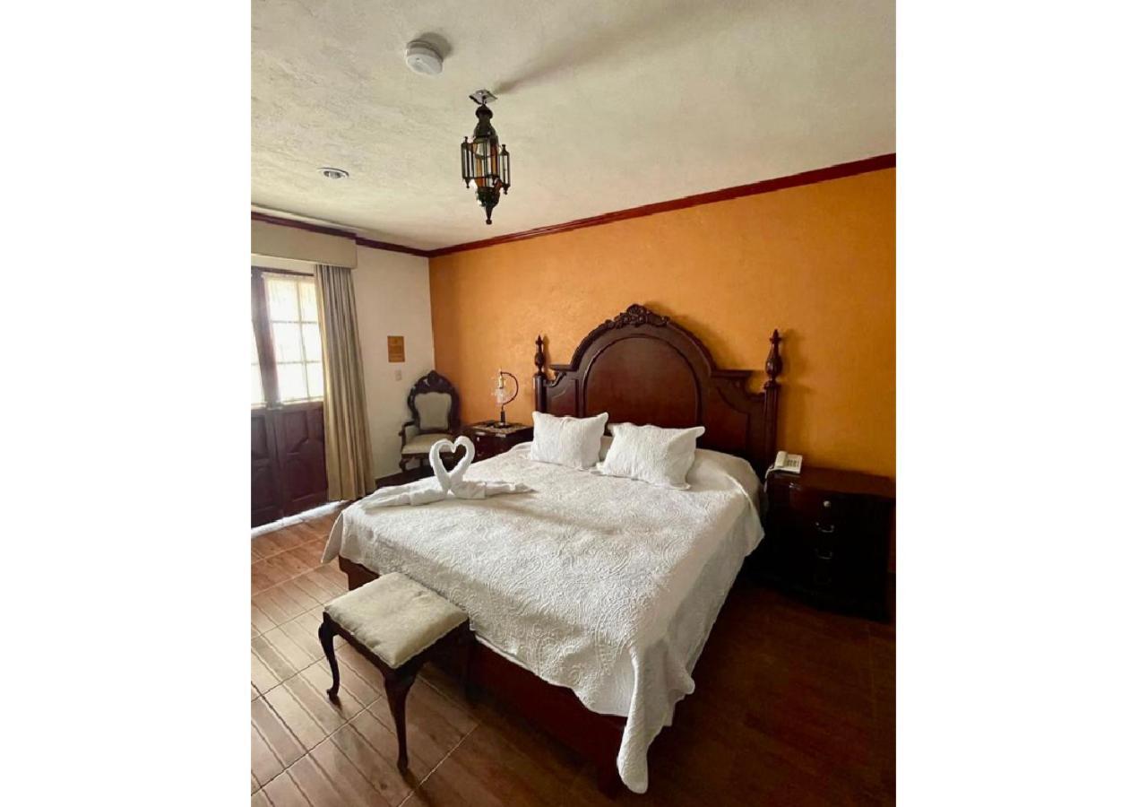 Hotel Hacienda Real 贝纳尔 外观 照片