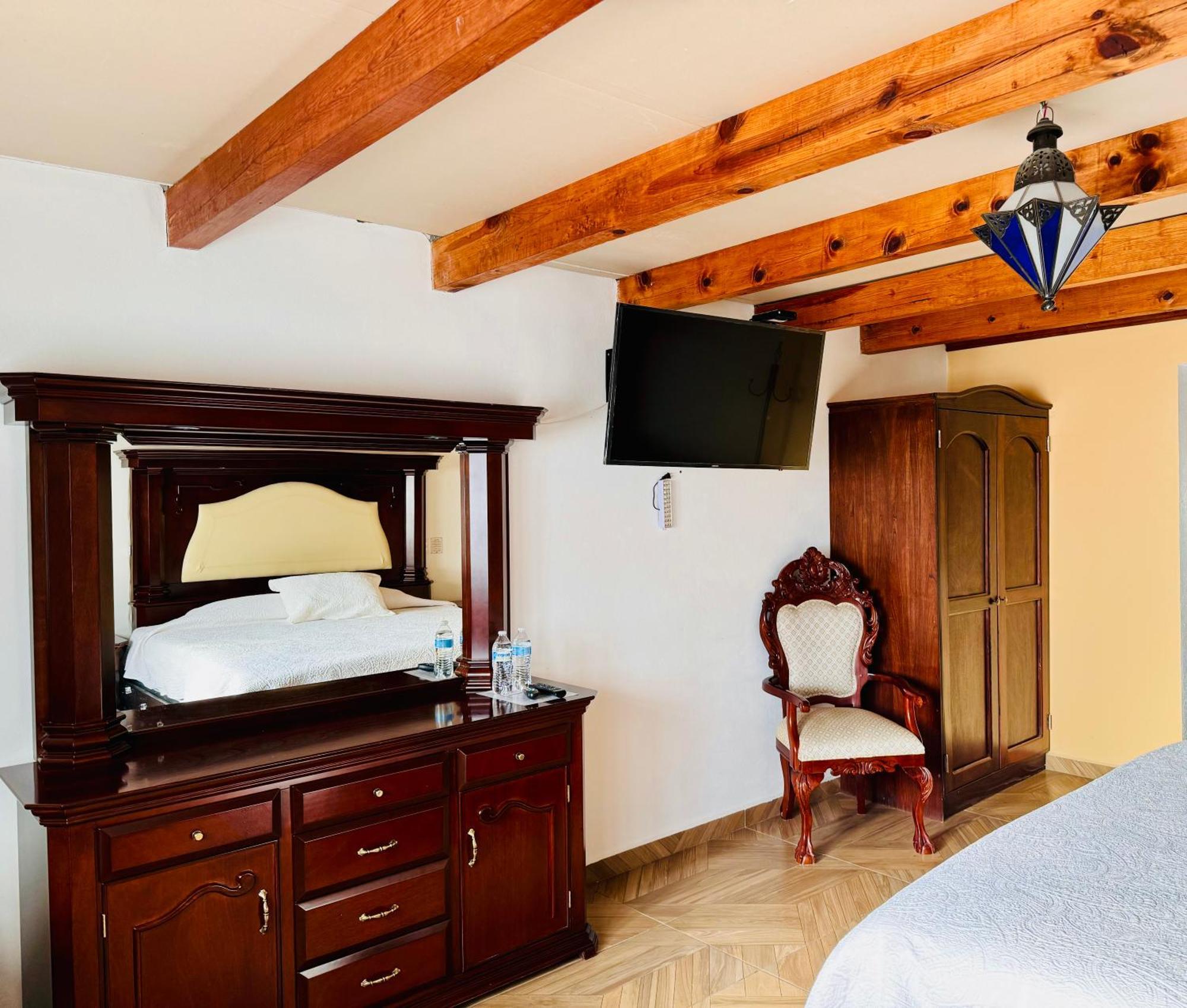 Hotel Hacienda Real 贝纳尔 外观 照片